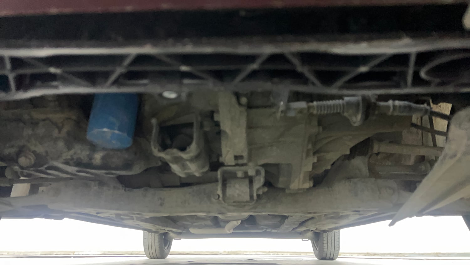 Used 2014 Hyundai Grand i10 Sportz 1.2 Kappa VTVT Petrol Manual extra FRONT LEFT UNDERBODY VIEW