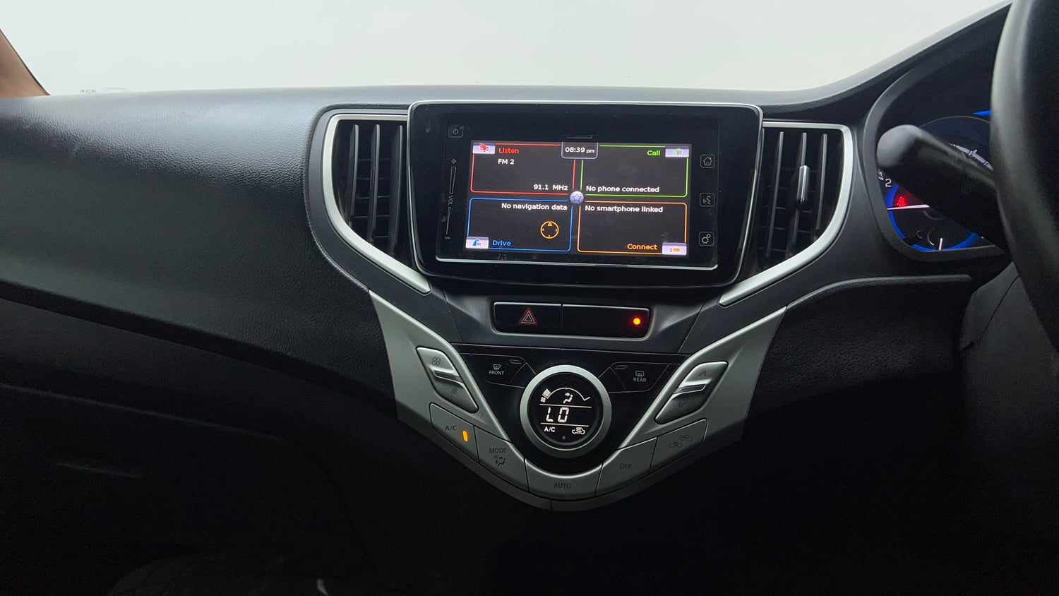 Used 2016 Maruti Suzuki Baleno Alpha 1.2 Petrol Manual interior MUSIC SYSTEM & AC CONTROL VIEW