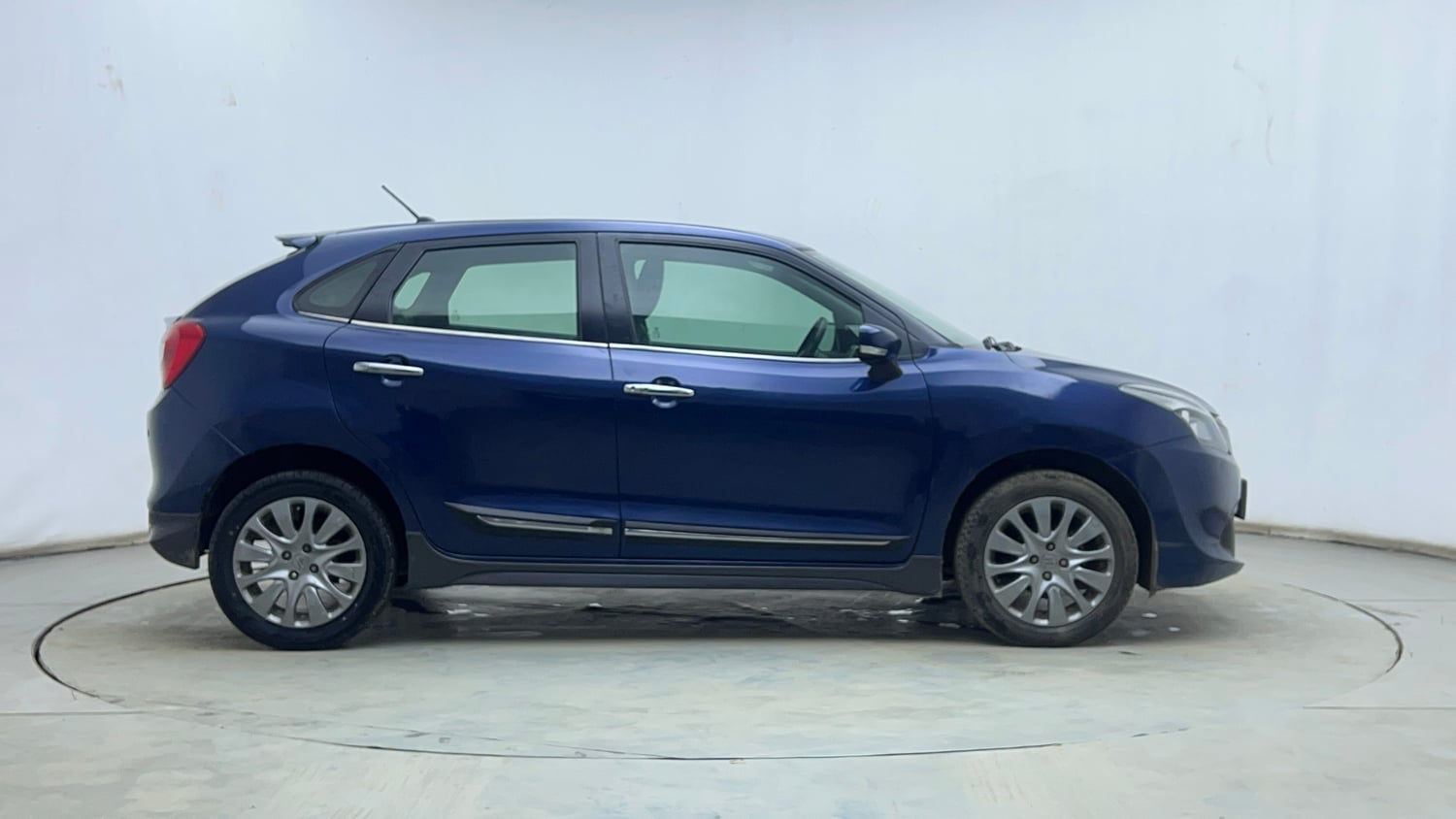 Used 2018 Maruti Suzuki Baleno Alpha 1.2 Petrol Manual exterior RIGHT SIDE VIEW