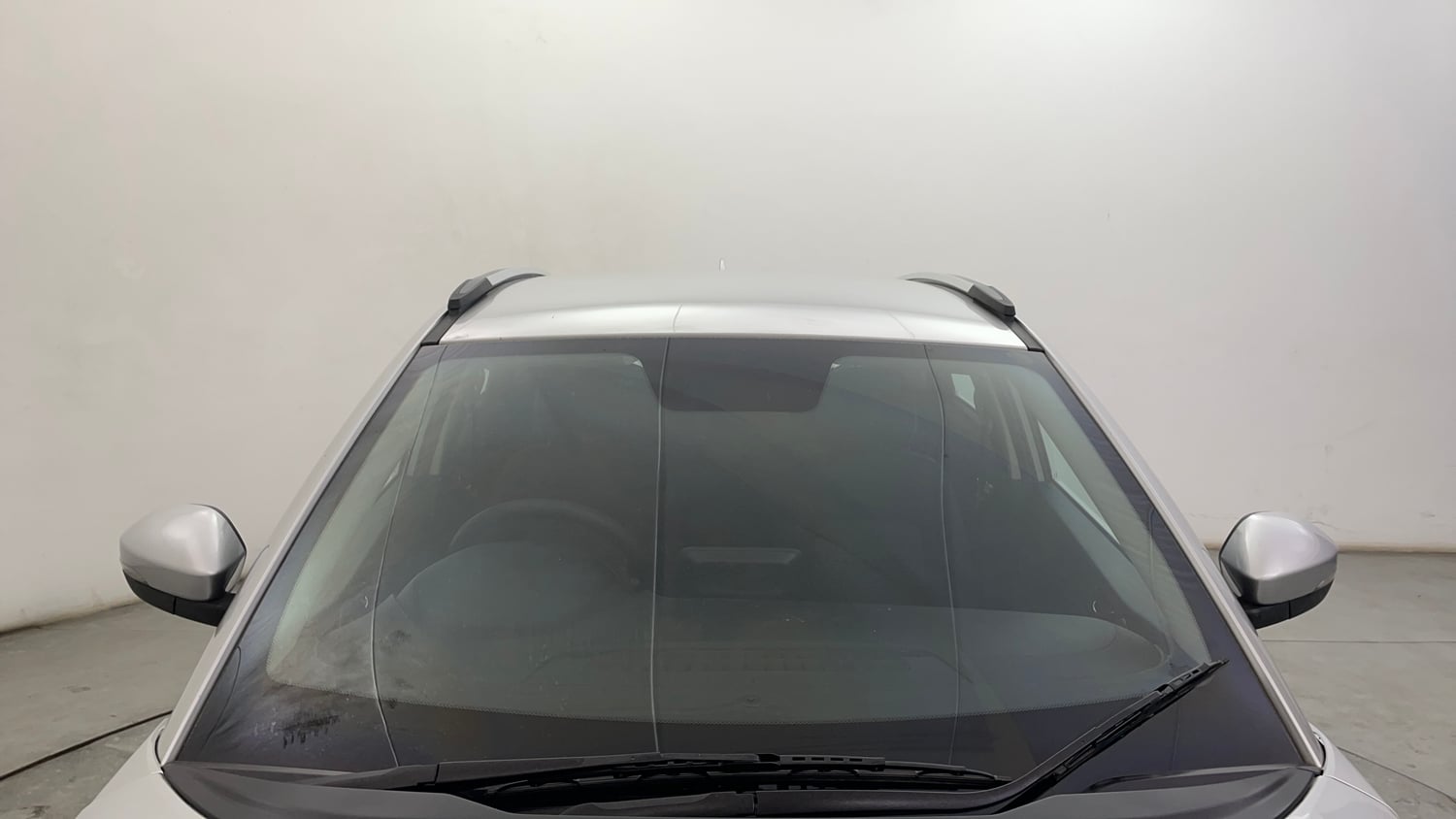 Used 2019 Tata Nexon XZ Plus Petrol Manual exterior FRONT WINDSHIELD VIEW