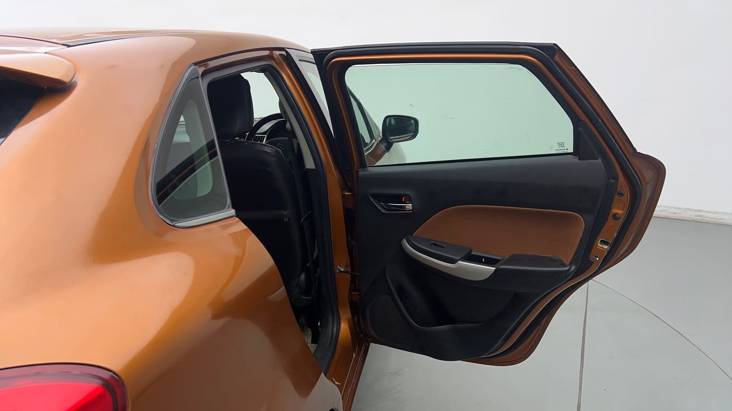 Used 2016 Maruti Suzuki Baleno Alpha 1.2 Petrol Manual interior RIGHT REAR DOOR OPEN VIEW