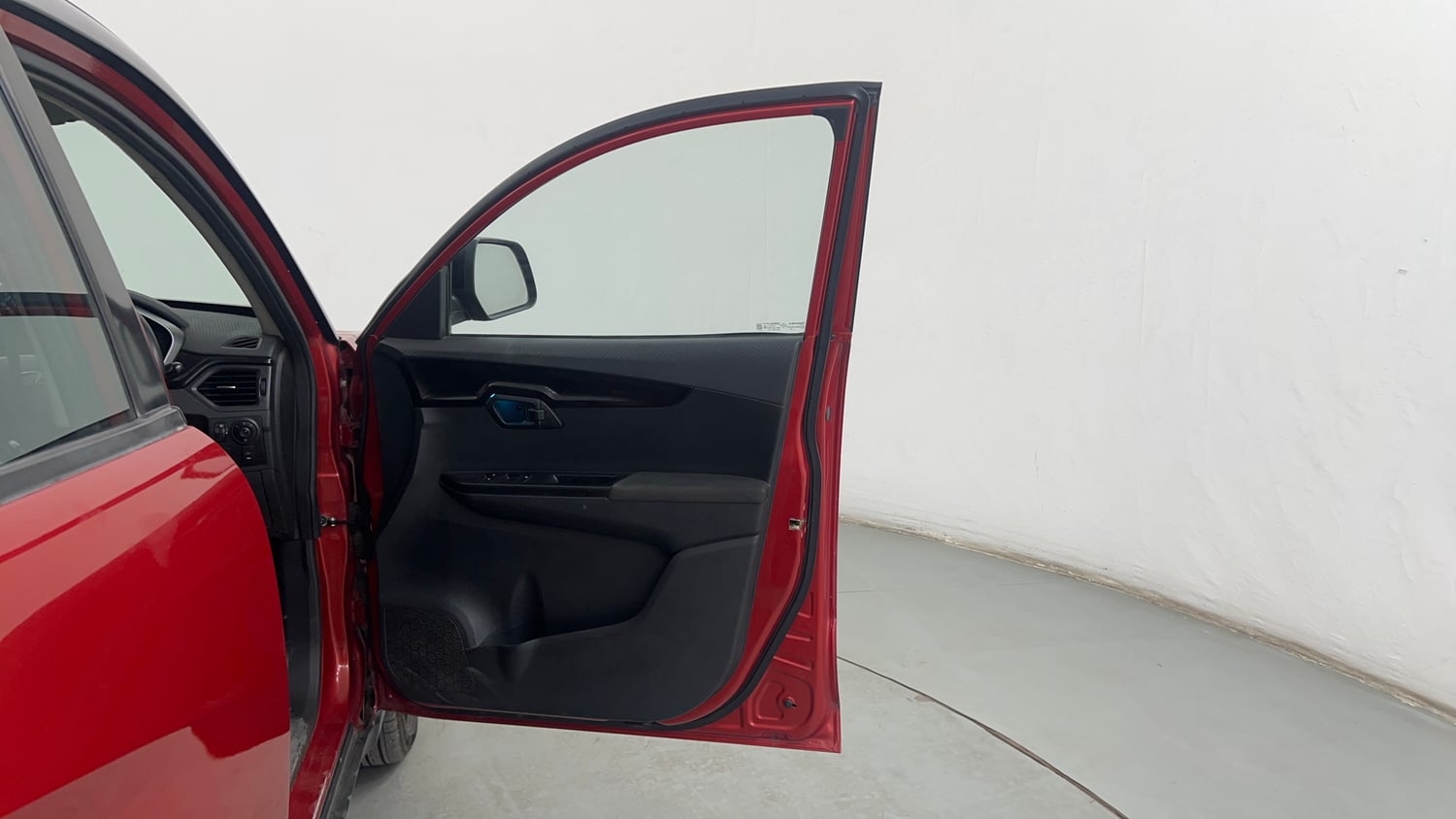 Used 2018 Mahindra KUV100 NXT K8 6 STR Petrol Manual interior RIGHT FRONT DOOR OPEN VIEW