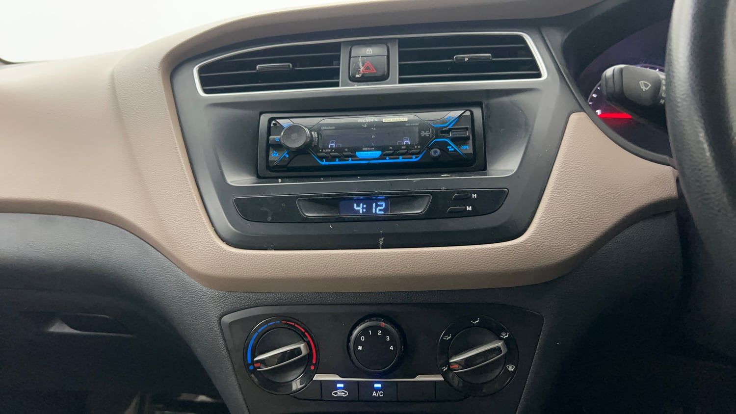 Used 2018 Hyundai Elite i20 Era 1.4 CRDi Diesel Manual interior MUSIC SYSTEM & AC CONTROL VIEW