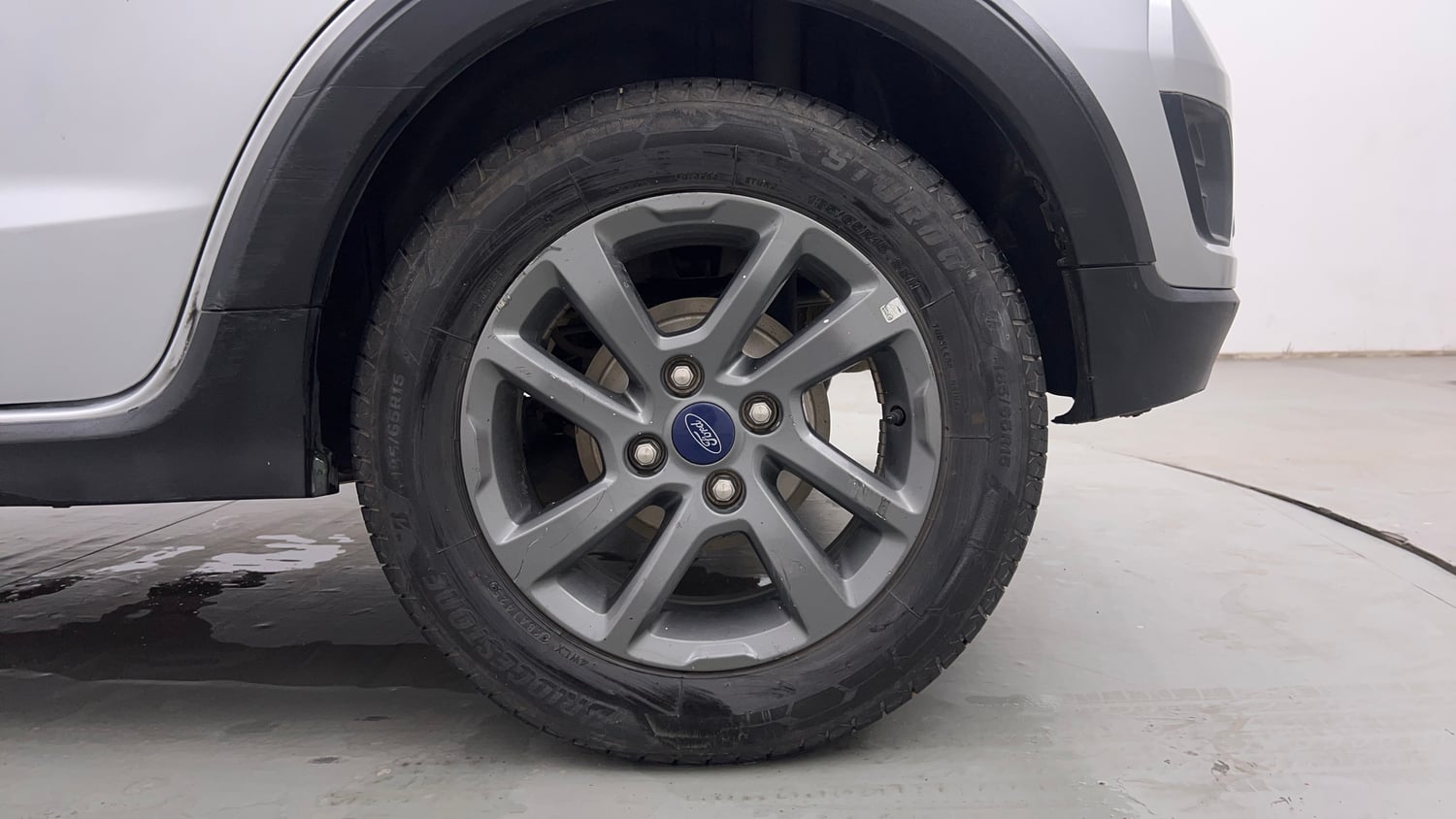 Used 2020 Ford Freestyle Titanium Plus 1.2 Ti-VCT Petrol Manual tyres LEFT REAR TYRE RIM VIEW