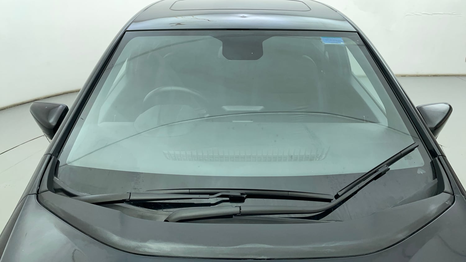 Used 2024 Tata Altroz XZ Plus (S) Dark Edition Petrol Manual exterior FRONT WINDSHIELD VIEW