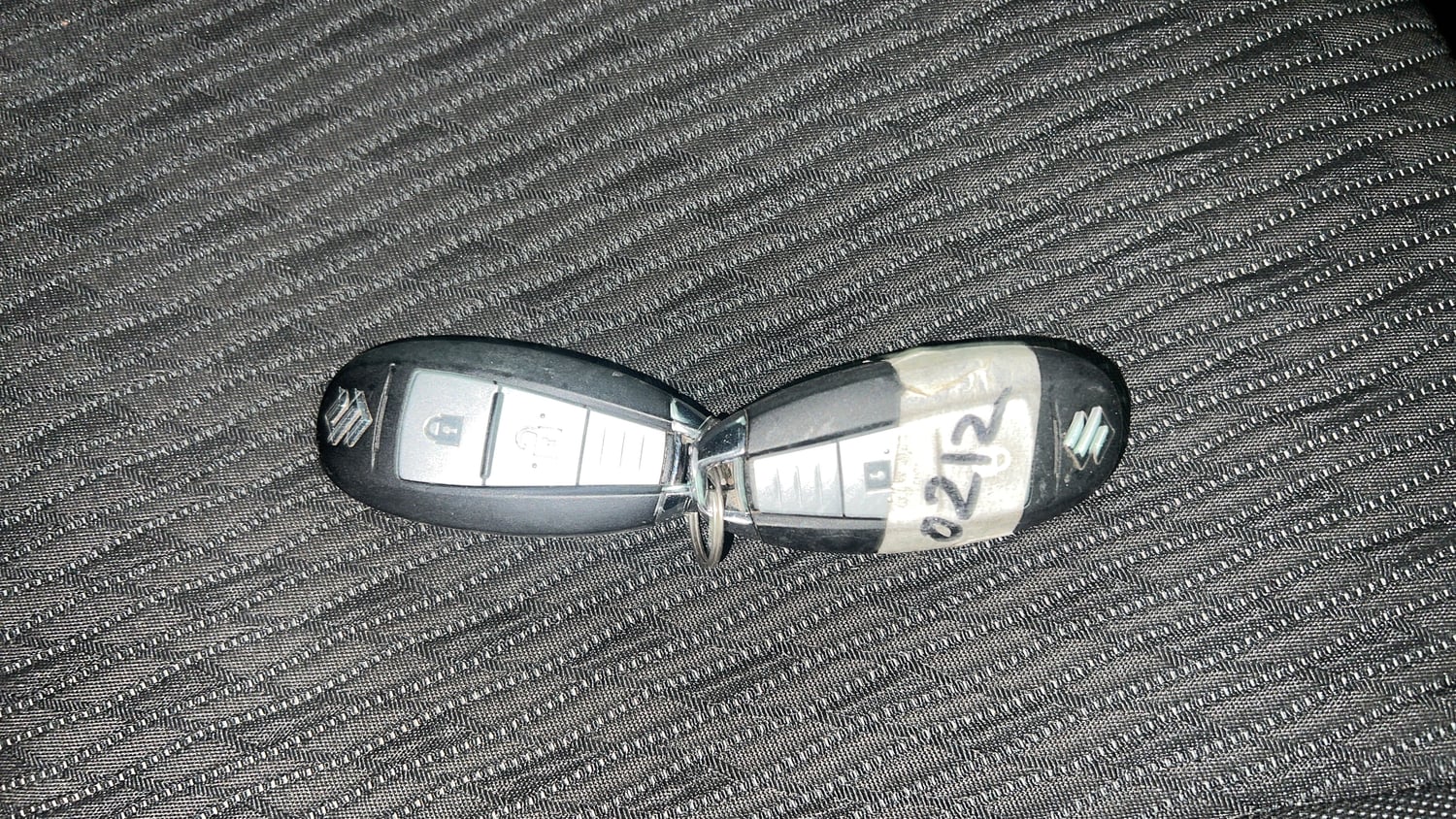 Used 2017 Maruti Suzuki Baleno Zeta 1.2 Petrol Manual extra CAR KEY VIEW