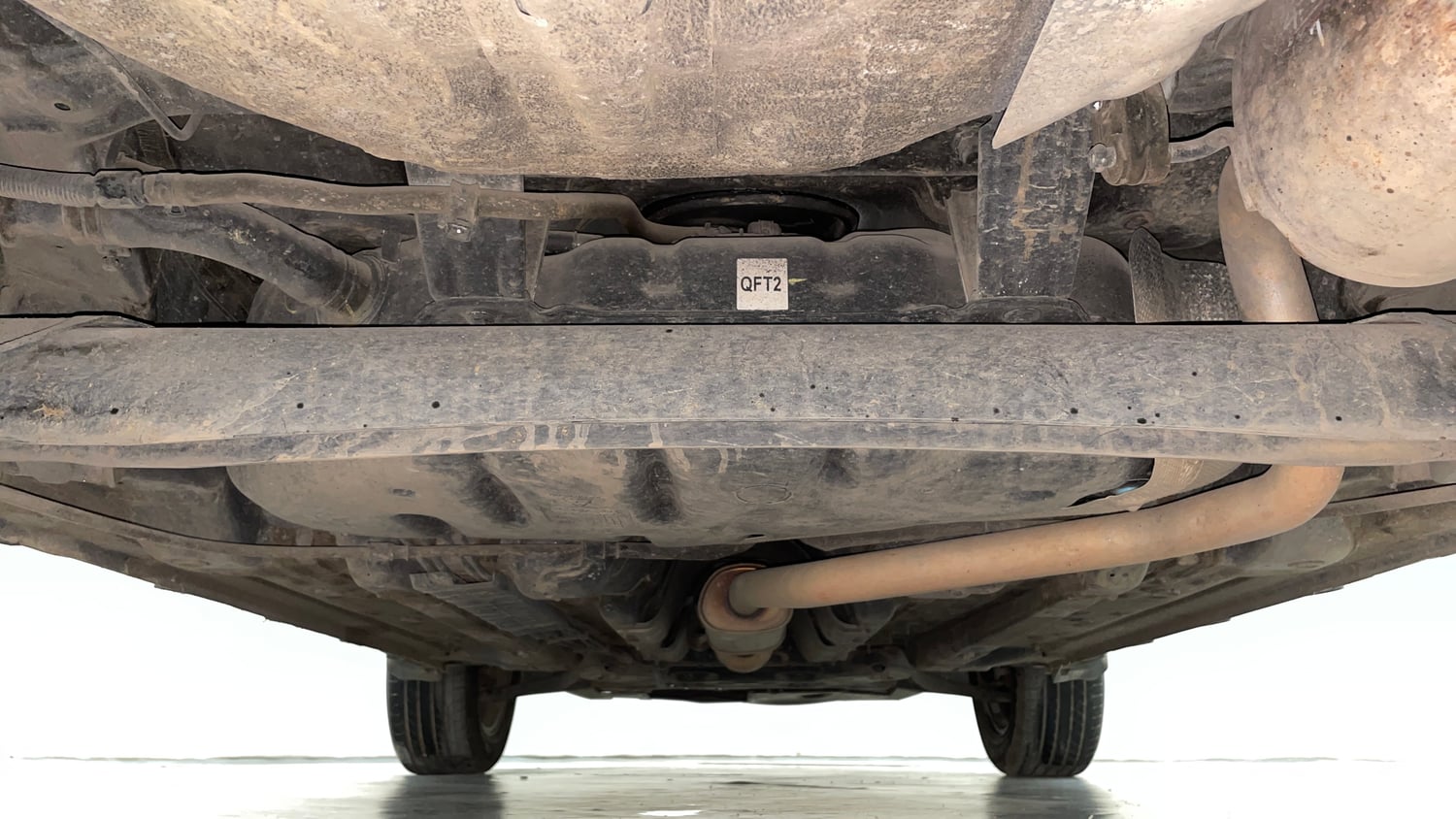 Used 2020 Hyundai Venue SX (O) 1.0 Turbo iMT Petrol Manual extra REAR UNDERBODY VIEW (TAKEN FROM REAR)