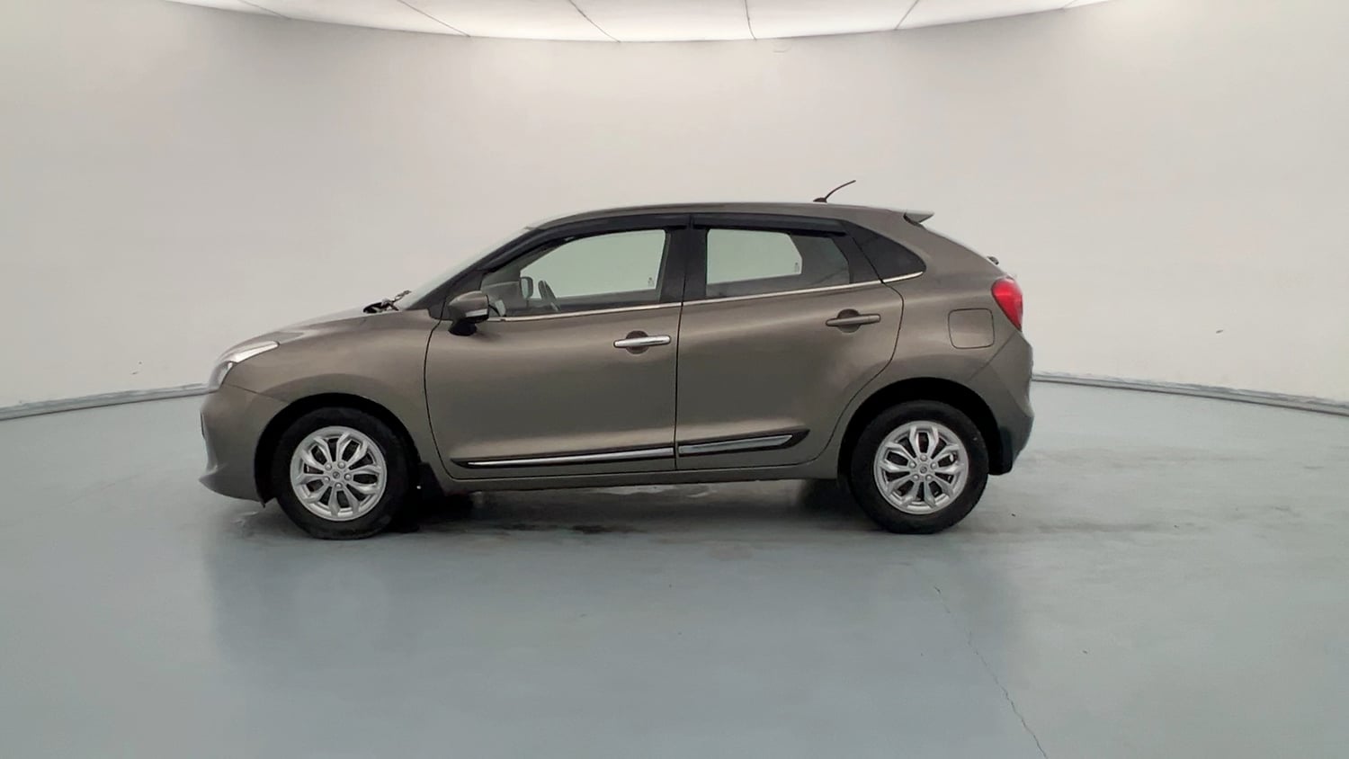 Used 2019 Maruti Suzuki Baleno Delta Petrol Manual exterior LEFT SIDE VIEW