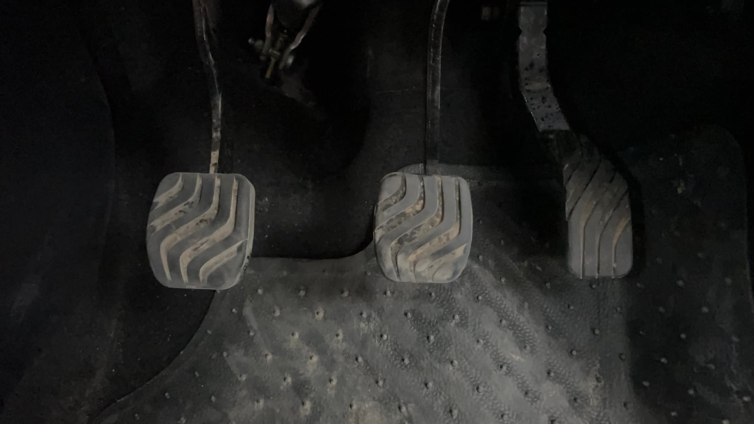 Used 2023 Nissan Magnite XV Premium Petrol Manual interior PEDALS VIEW
