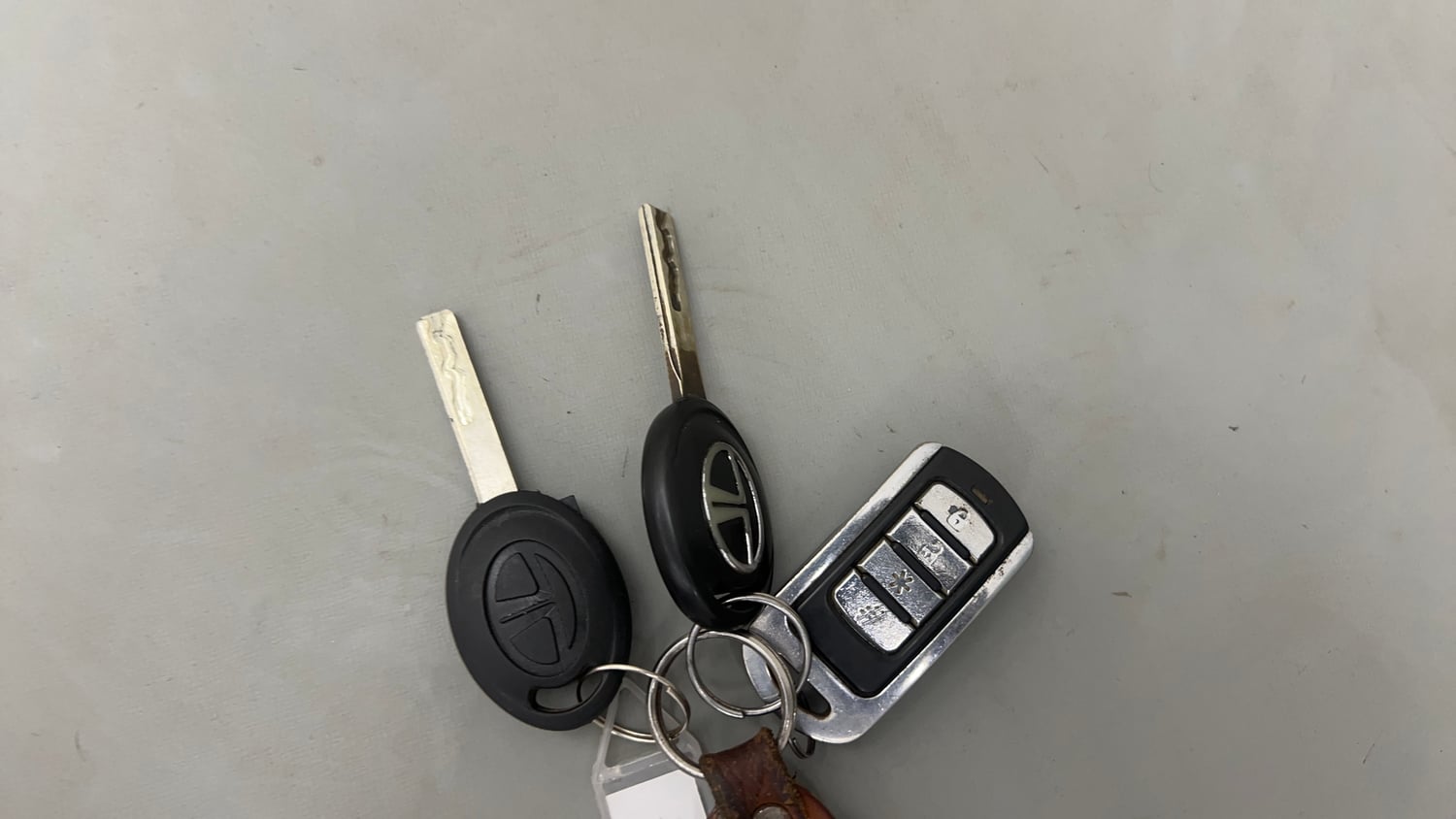 Used 2018 Tata Nexon XE Petrol Manual extra CAR KEY VIEW