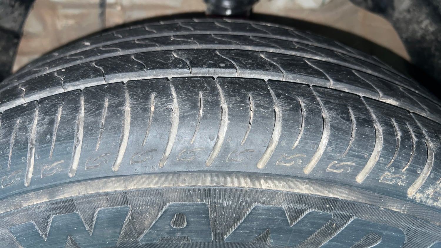 Used 2024 Mahindra XUV 3XO AX5 1.5 Diesel Diesel Manual tyres LEFT FRONT TYRE TREAD VIEW