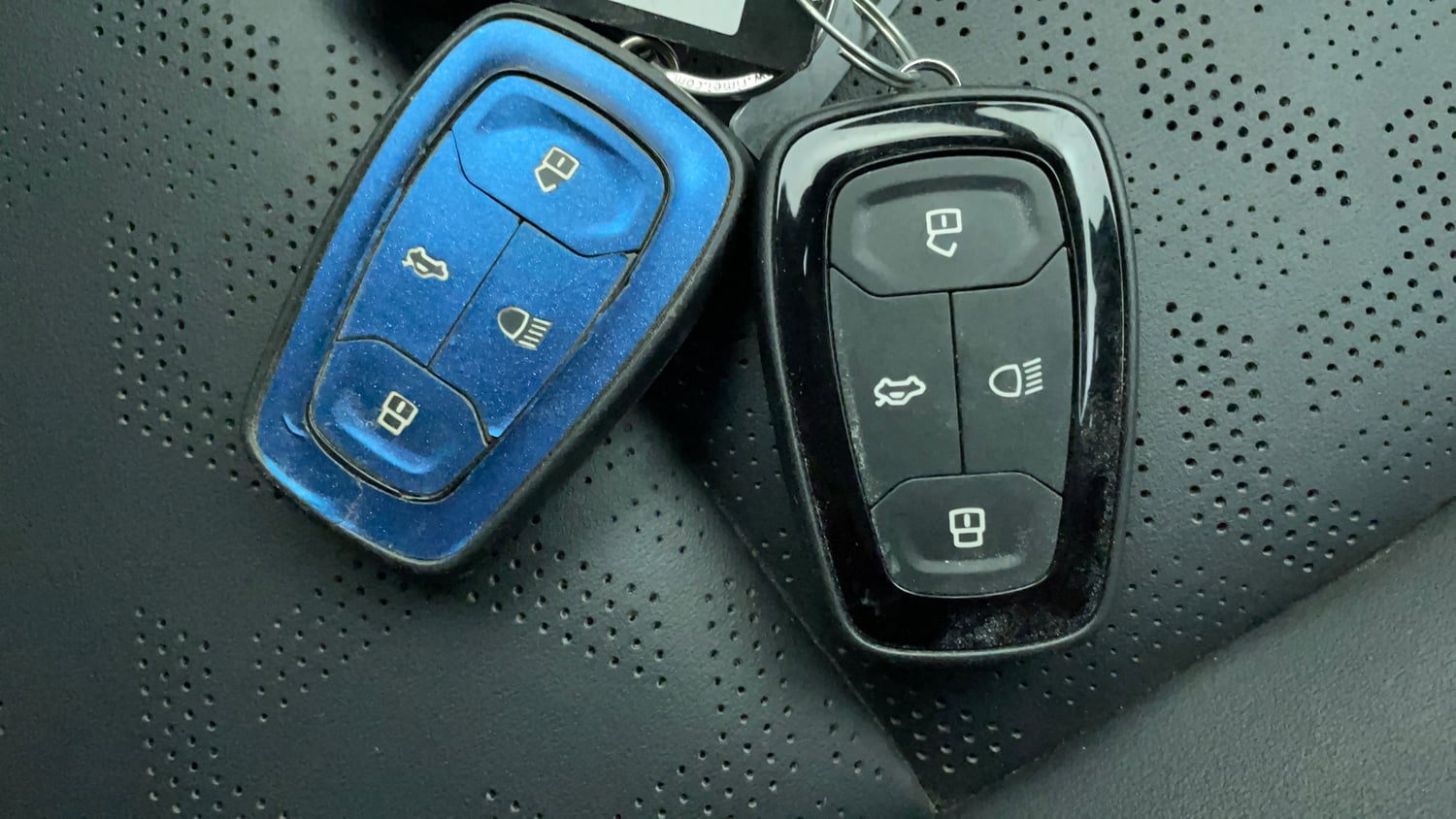 Used 2024 Tata Altroz XZ Plus (S) Dark Edition Petrol Manual extra CAR KEY VIEW