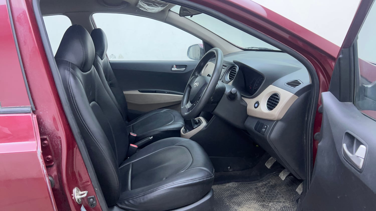 Used 2014 Hyundai Grand i10 Sportz 1.2 Kappa VTVT Petrol Manual interior RIGHT SIDE FRONT DOOR CABIN VIEW