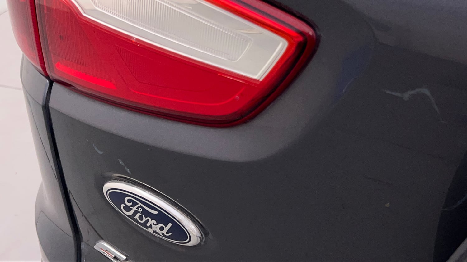 Used 2015 Ford EcoSport Titanium 1.5 Ti-VCT AT Petrol Automatic dents MINOR SCRATCH