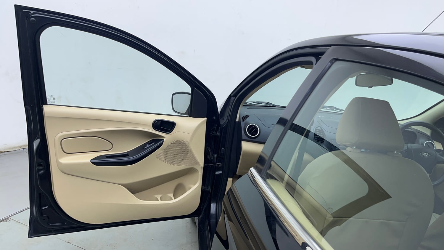 Used 2018 Ford Figo Aspire Trend 1.2 Ti-VCT Petrol Manual interior LEFT FRONT DOOR OPEN VIEW
