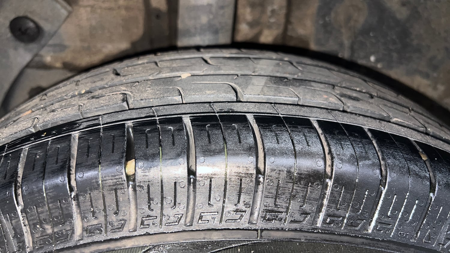 Used 2018 Hyundai Elite i20 Asta 1.2 Petrol Manual tyres RIGHT REAR TYRE TREAD VIEW