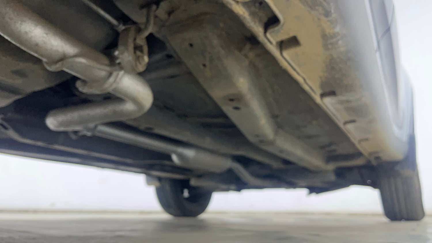 Used 2022 Tata Nexon XM Plus (S) Petrol Manual extra REAR RIGHT UNDERBODY VIEW