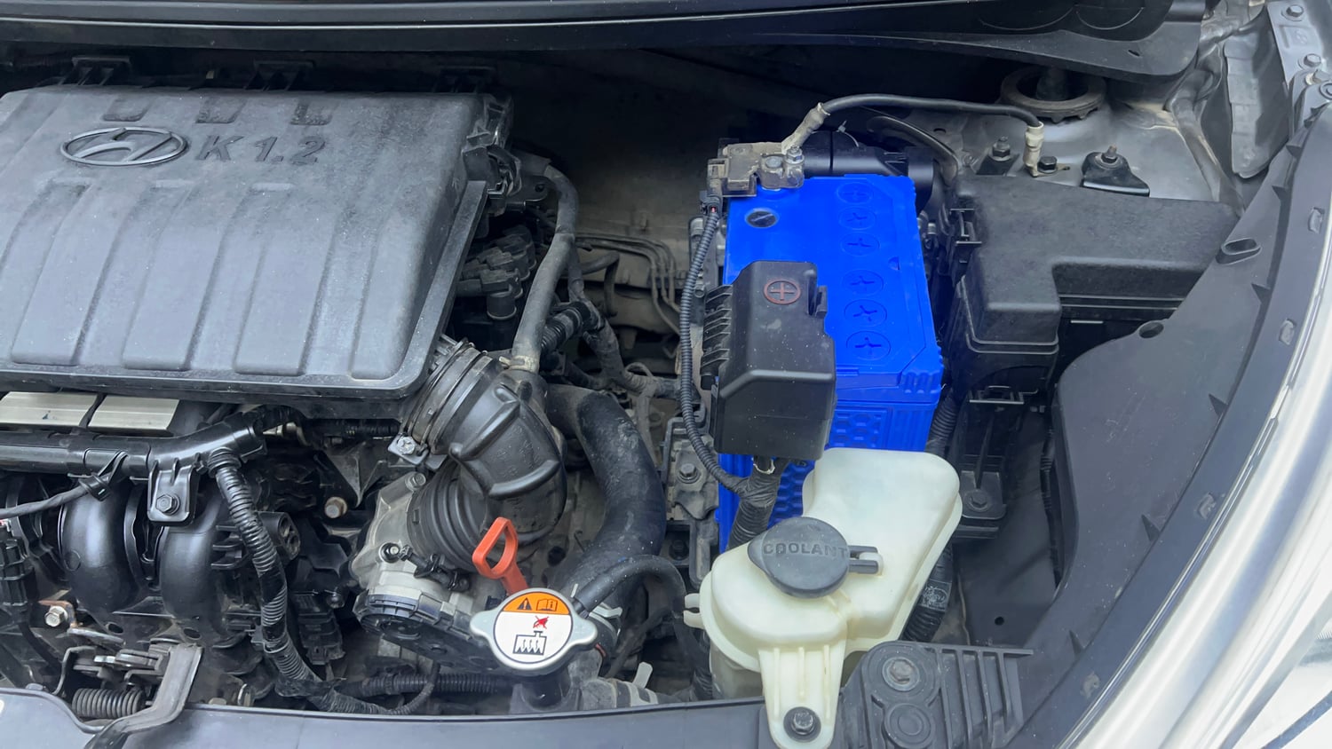 Used 2017 Hyundai Grand i10 Sportz (O) AT 1.2 Kappa VTVT Petrol Automatic engine ENGINE LEFT SIDE VIEW