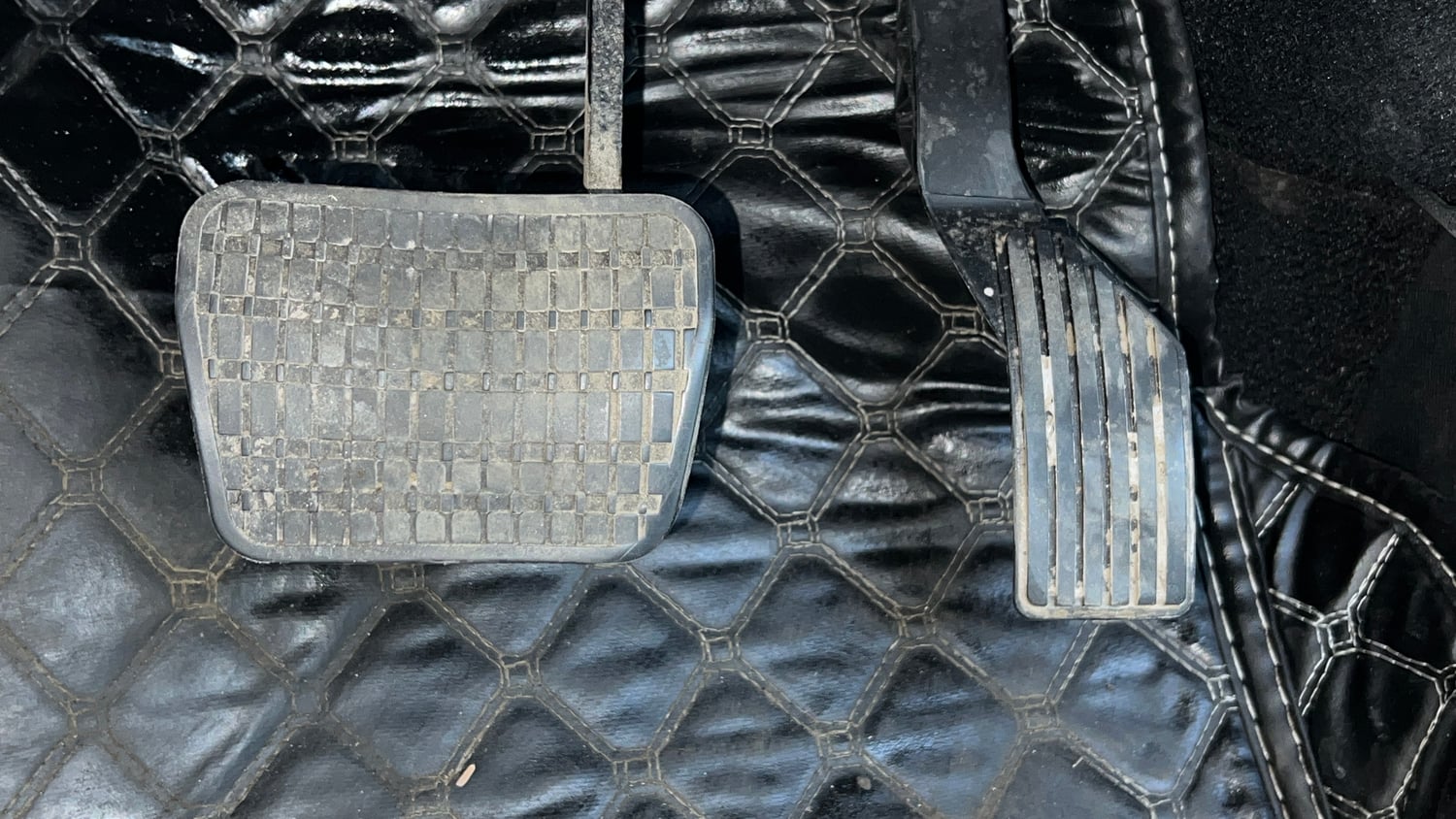 Used 2023 Tata Nexon XZA Plus (L) Petrol Automatic interior PEDALS VIEW