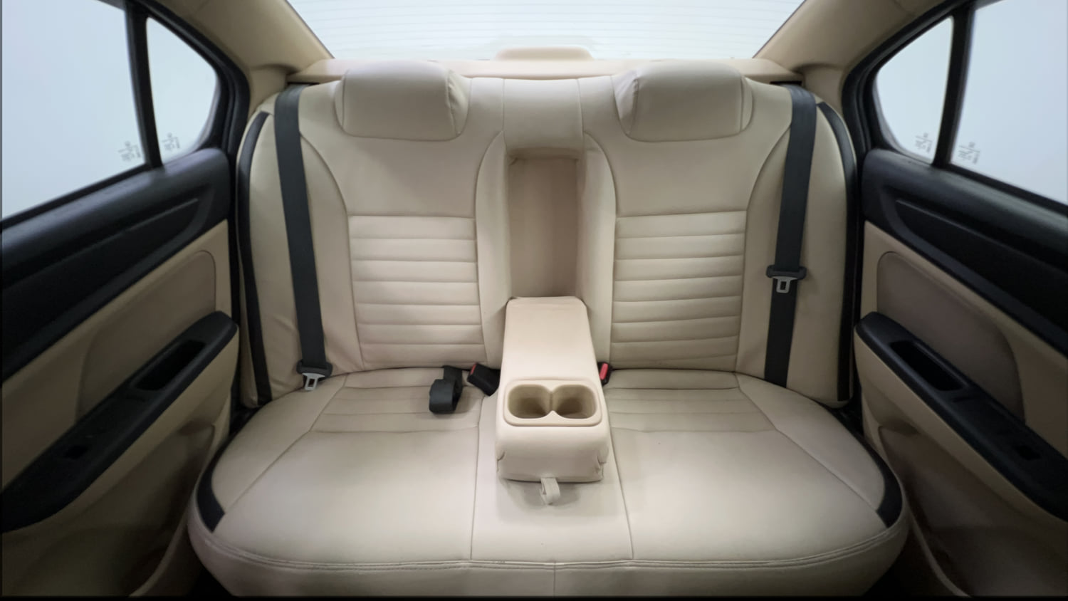 Used 2021 Honda Amaze 1.2 VX CVT Petrol Petrol Automatic interior REAR SEAT CONDITION VIEW