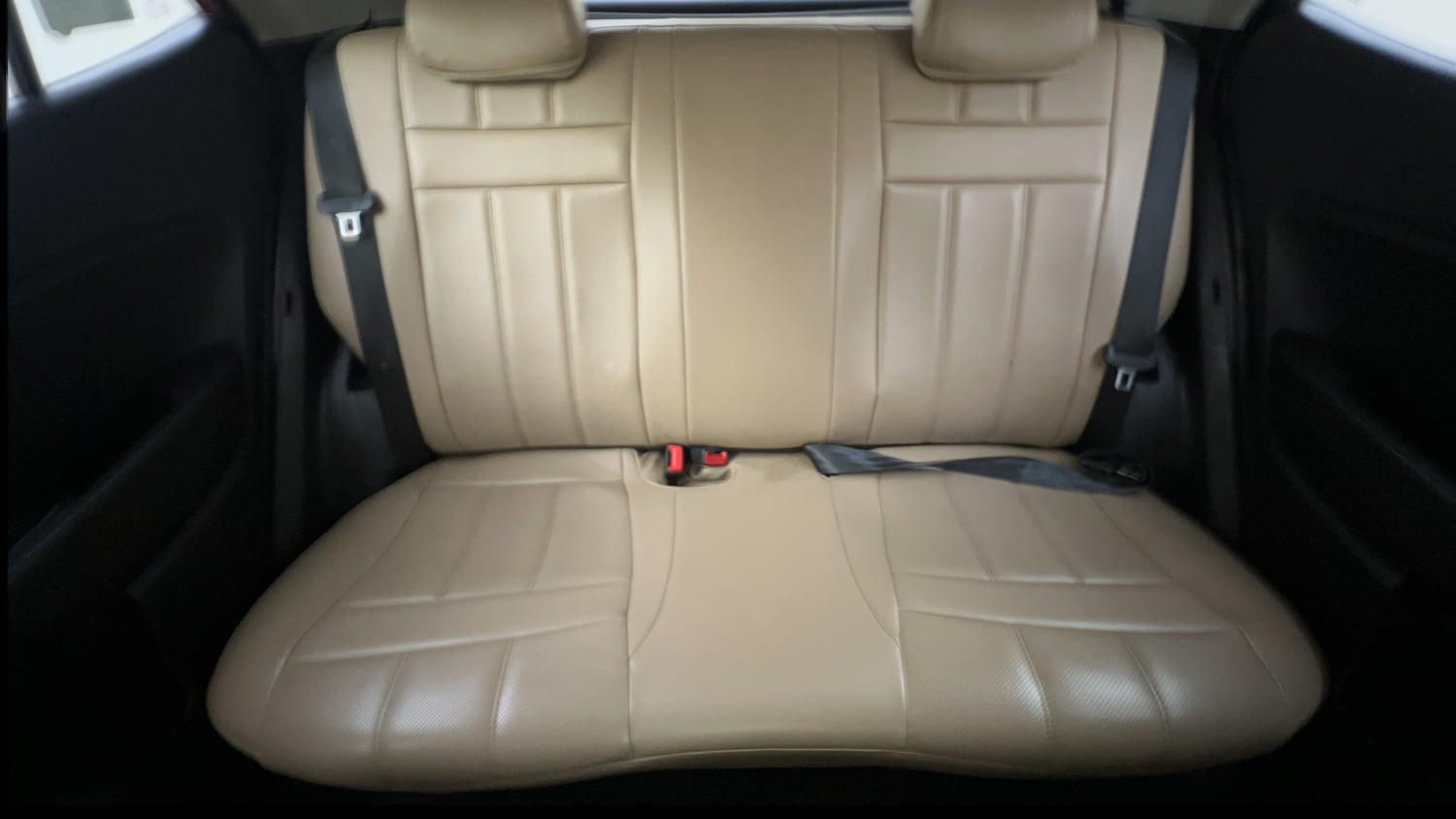Used 2020 Hyundai Venue SX Plus 1.0 Turbo DCT Petrol Automatic interior REAR SEAT CONDITION VIEW