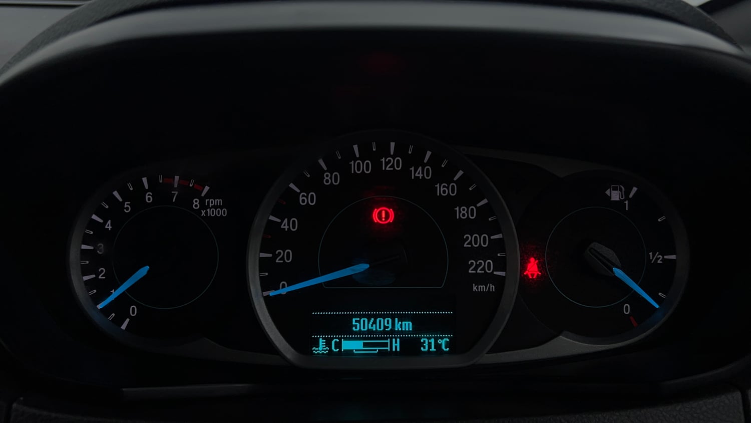 Used 2020 Ford Freestyle Titanium Plus 1.2 Ti-VCT Petrol Manual interior CLUSTERMETER VIEW