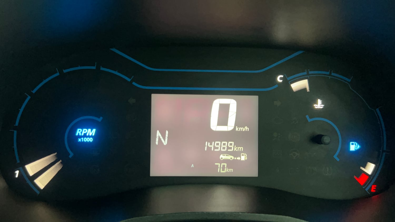 Used 2022 Renault Kwid RXT 1.0 AMT Opt Petrol Automatic interior CLUSTERMETER VIEW