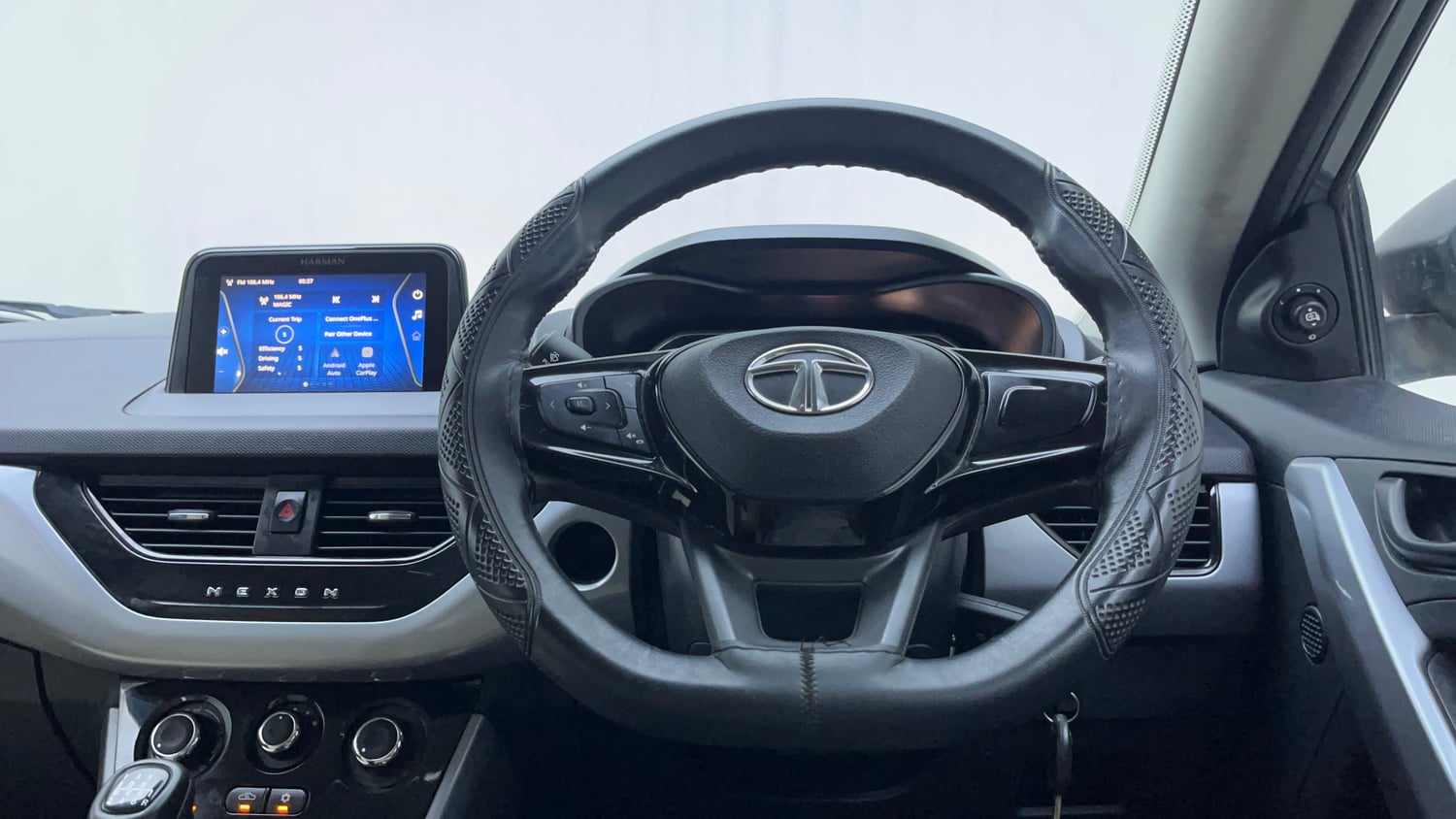 Used 2022 Tata Nexon XM Plus (S) Petrol Manual interior STEERING VIEW