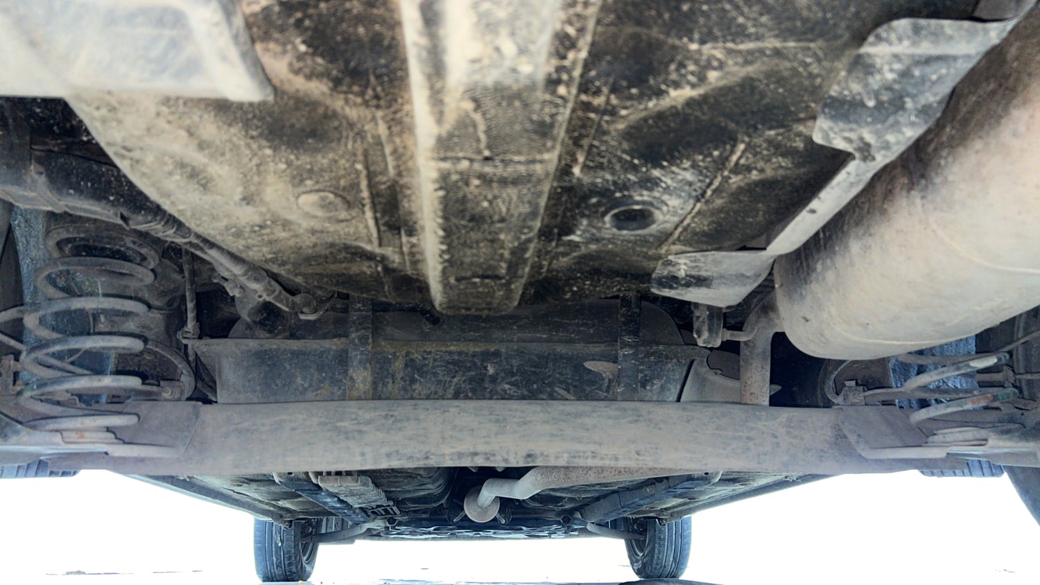Used 2021 Hyundai Aura S 1.2 CNG Cng Manual extra REAR UNDERBODY VIEW (TAKEN FROM REAR)