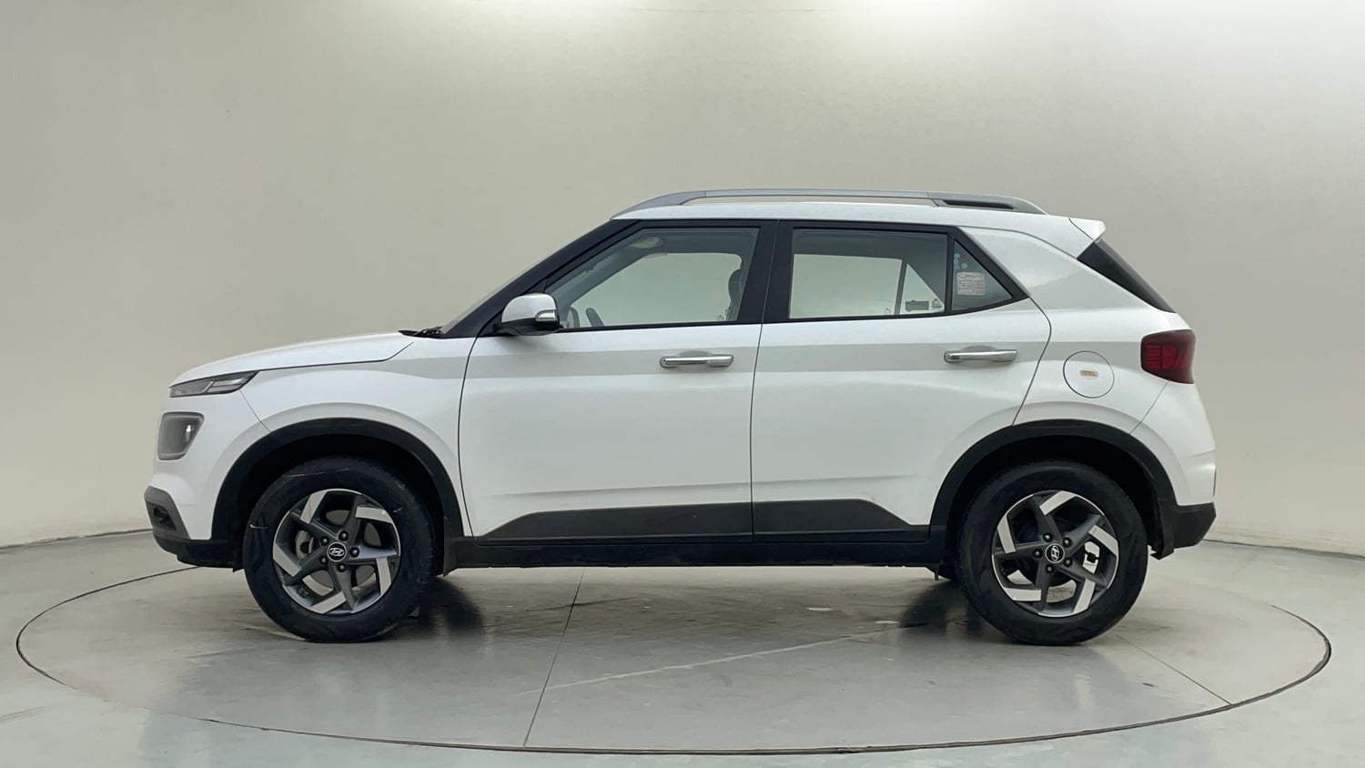 Used 2020 Hyundai Venue SX (O) 1.0 Turbo iMT Petrol Manual exterior LEFT SIDE VIEW