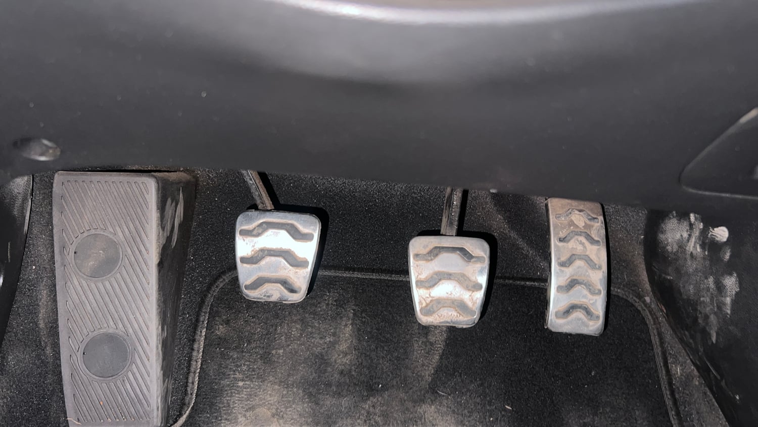 Used 2015 Hyundai i20 Active 1.2 SX Petrol Manual interior PEDALS VIEW