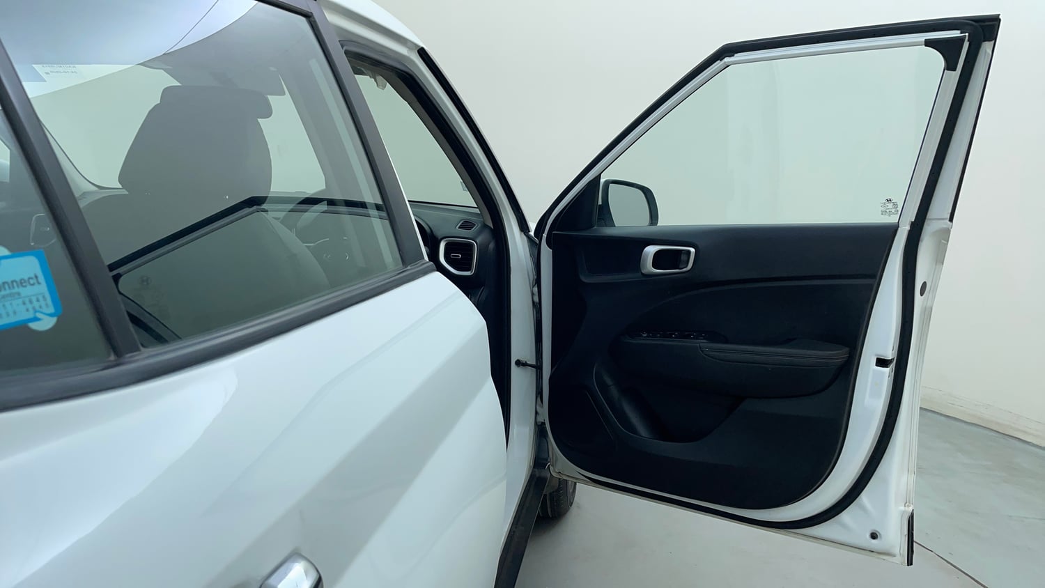 Used 2020 Hyundai Venue SX (O) 1.0 Turbo iMT Petrol Manual interior RIGHT FRONT DOOR OPEN VIEW