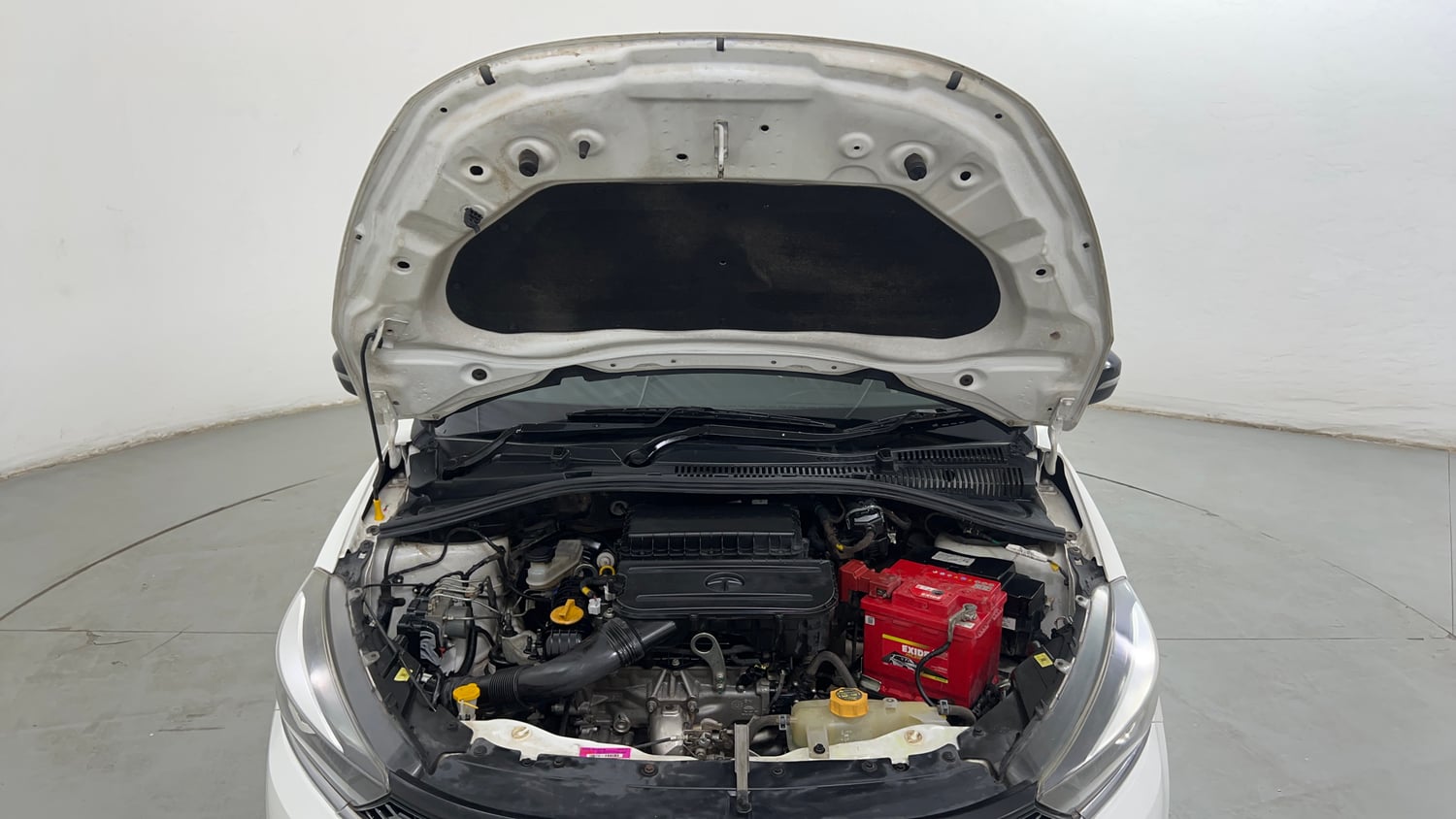 Used 2022 Tata Tigor XZ Plus CNG Cng Manual engine ENGINE & BONNET OPEN FRONT VIEW