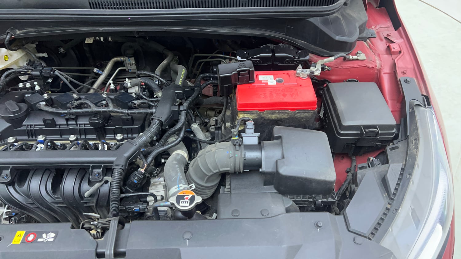 Used 2023 Hyundai New i20 Asta (O) 1.2 IVT Petrol Automatic engine ENGINE LEFT SIDE VIEW