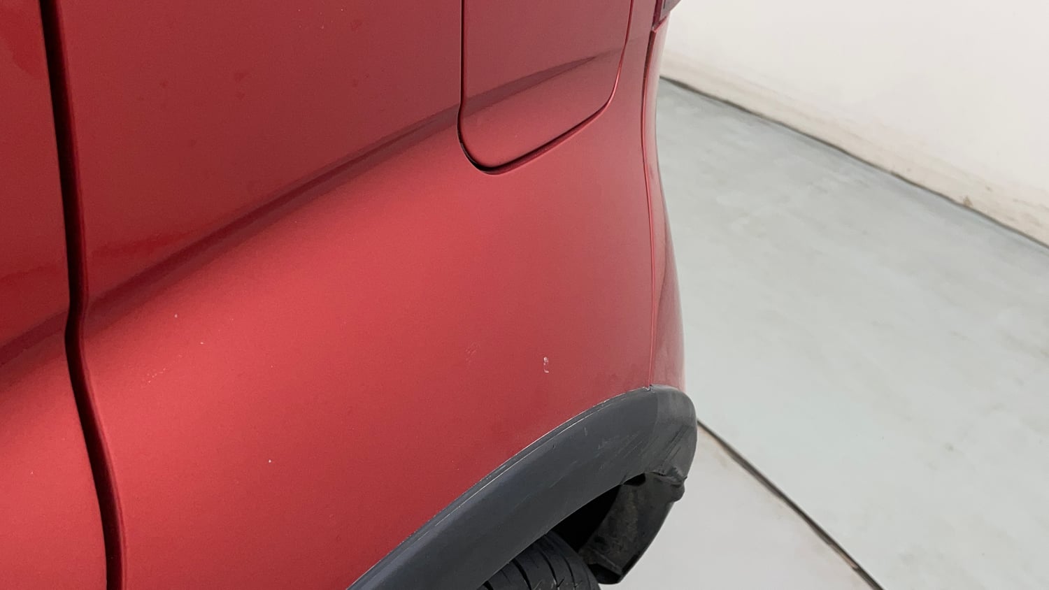 Used 2017 Maruti Suzuki Ignis Zeta 1.2 AMT Petrol Automatic dents MINOR SCRATCH
