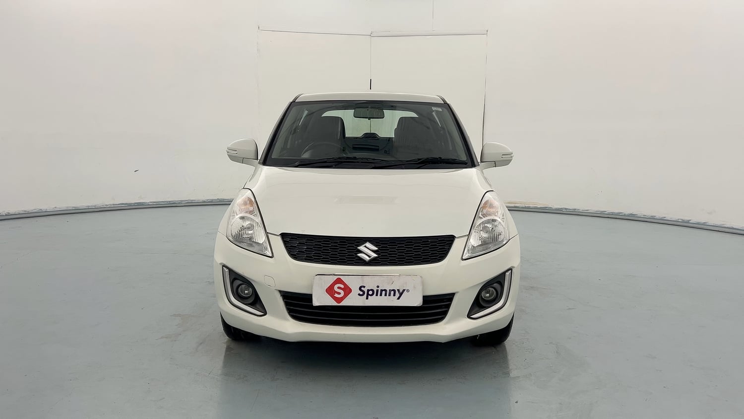 Used 2016 Maruti Suzuki Swift VDi Diesel Manual exterior FRONT VIEW