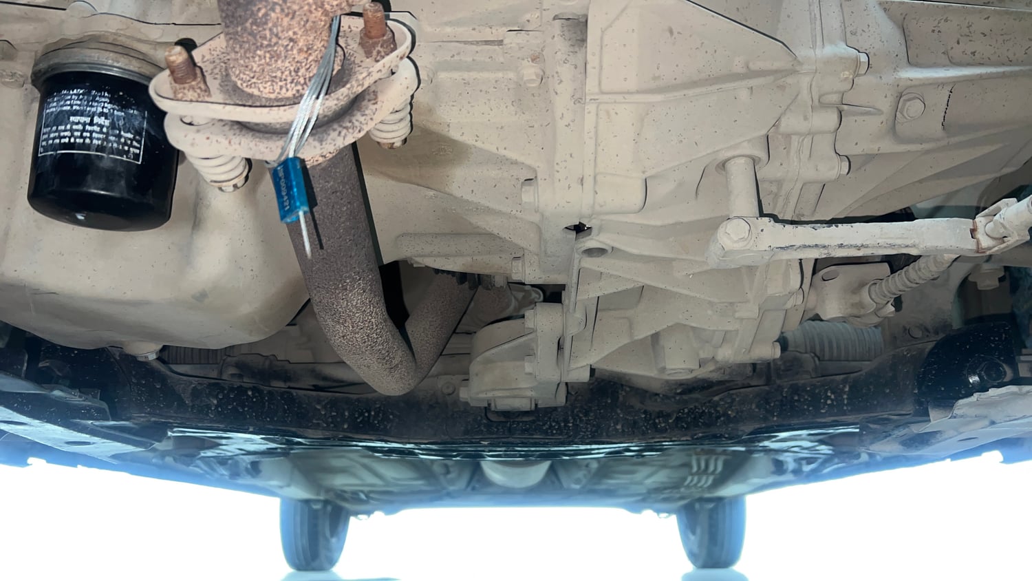 Used 2017 Maruti Suzuki Dzire VXi Petrol Manual extra FRONT LEFT UNDERBODY VIEW