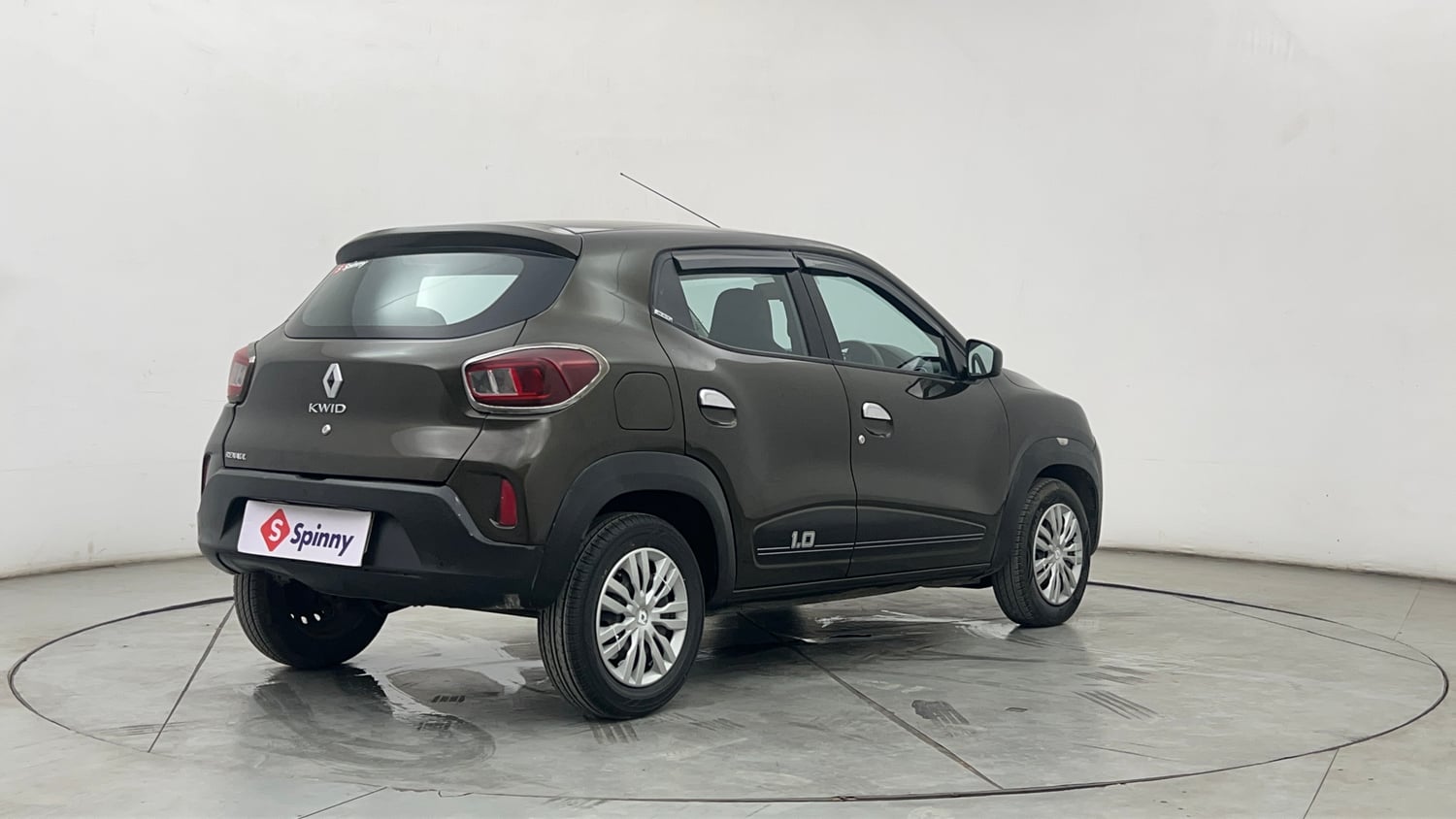 Used 2022 Renault Kwid RXT 1.0 AMT Opt Petrol Automatic exterior RIGHT REAR CORNER VIEW