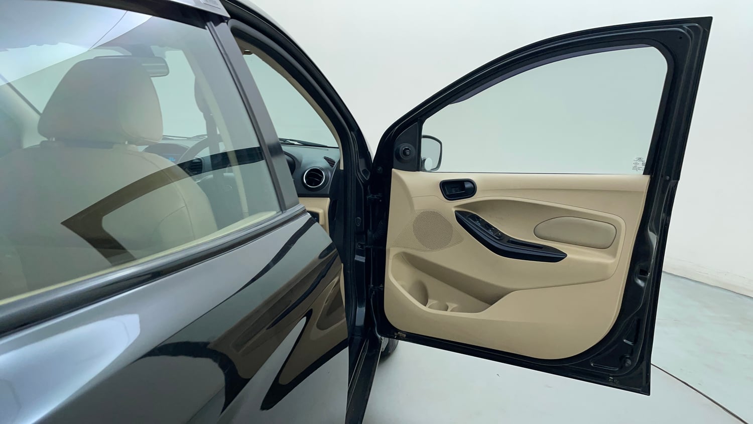 Used 2016 Ford Figo Aspire Titanium1.5 TDCi Diesel Manual interior RIGHT FRONT DOOR OPEN VIEW