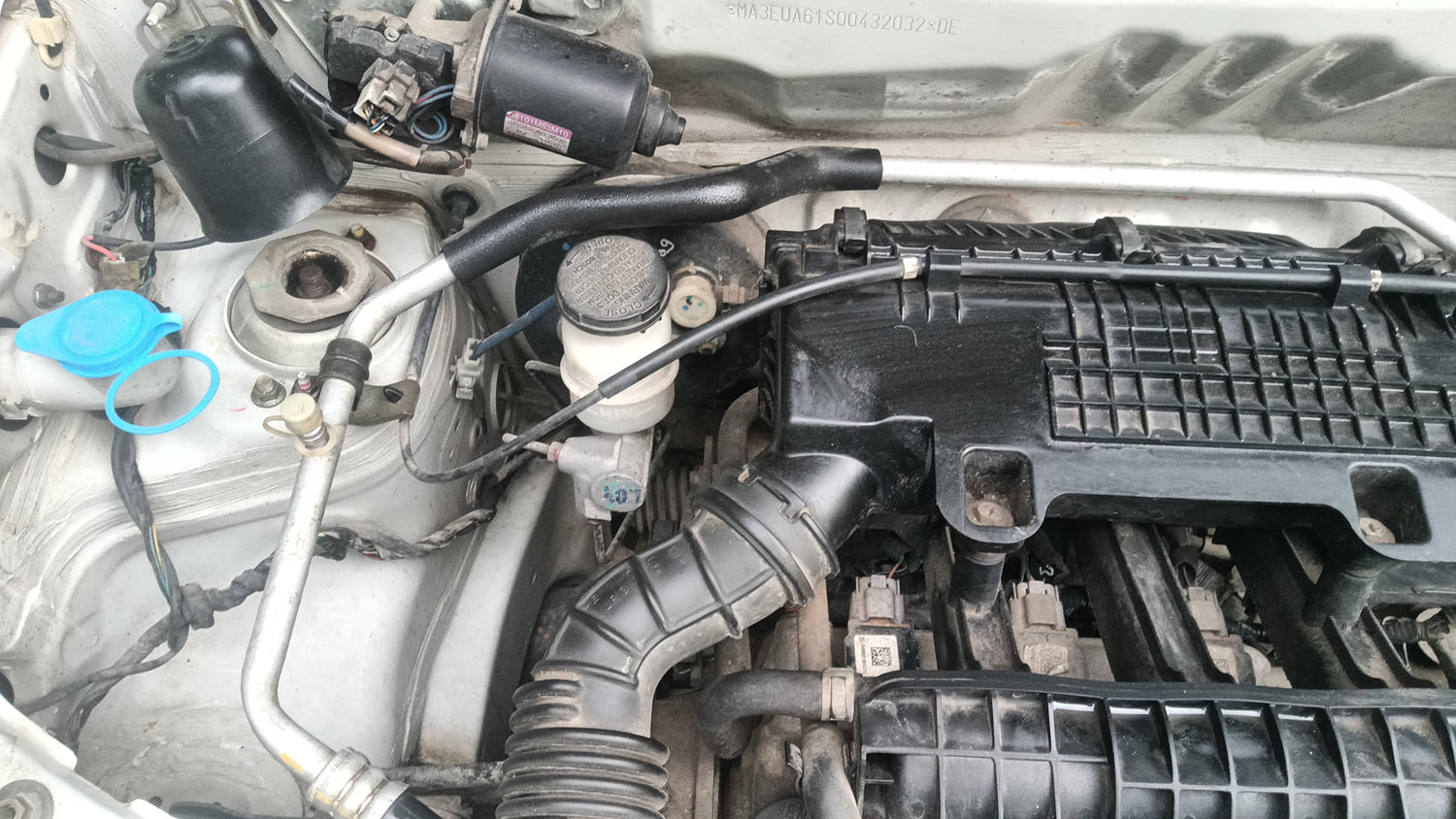 Used 2014 Maruti Suzuki Alto 800 Lxi Petrol Manual engine ENGINE RIGHT SIDE VIEW