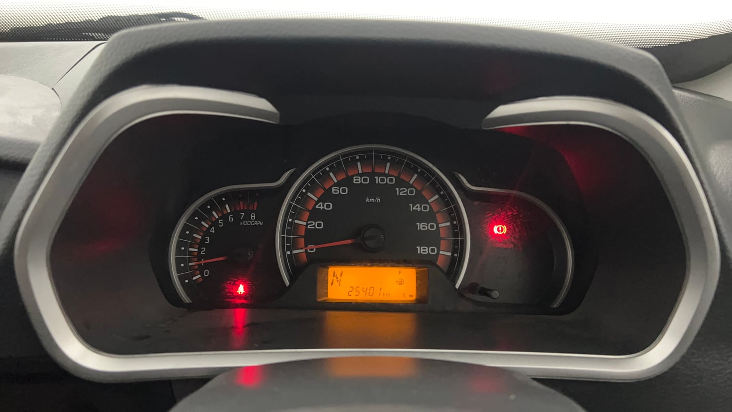 Used 2020 Tata Tiago XT Petrol Manual interior CLUSTERMETER VIEW