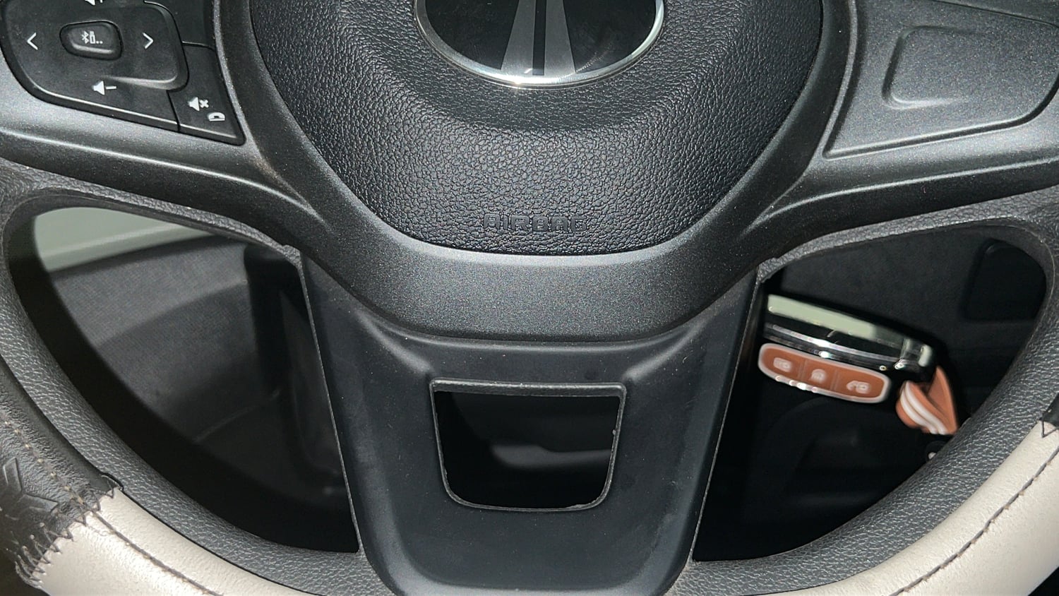 Used 2025 Tata Punch Adventure Plus Petrol Manual top_features Airbags