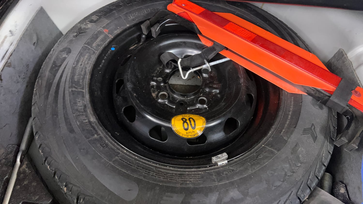 Used 2022 Tata Tigor XZ Plus CNG Cng Manual tyres SPARE TYRE VIEW