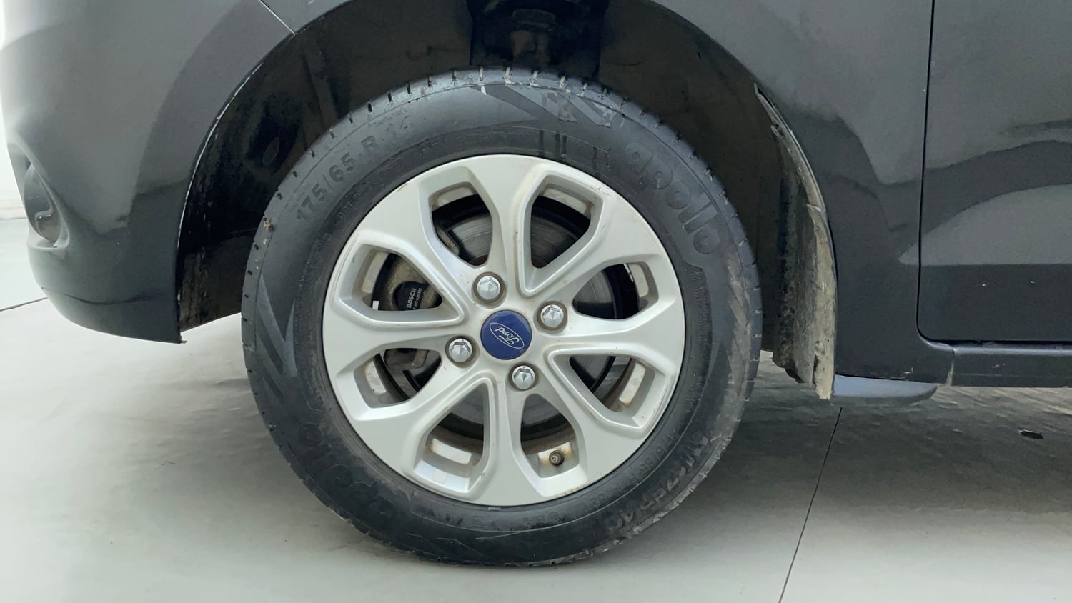 Used 2016 Ford Figo Aspire Titanium1.5 TDCi Diesel Manual tyres LEFT FRONT TYRE RIM VIEW