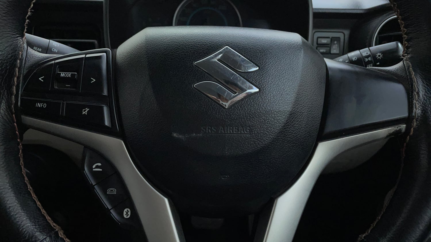 Used 2017 Maruti Suzuki Ignis Zeta 1.2 AMT Petrol Automatic top_features Airbags