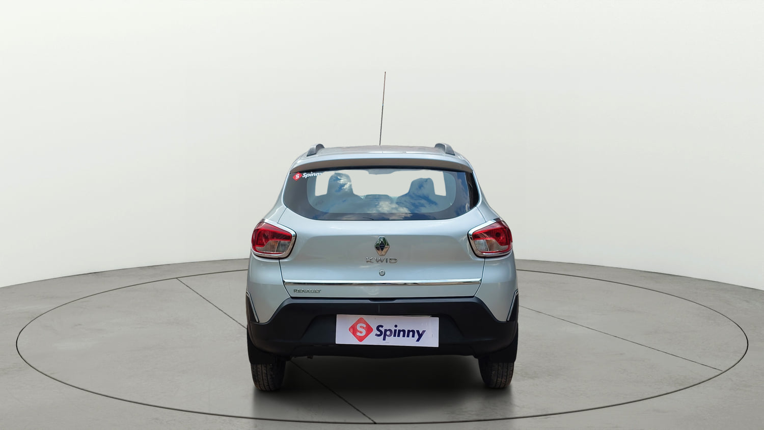 Used 2018 Renault Kwid 1.0 RXT Petrol Manual exterior BACK VIEW
