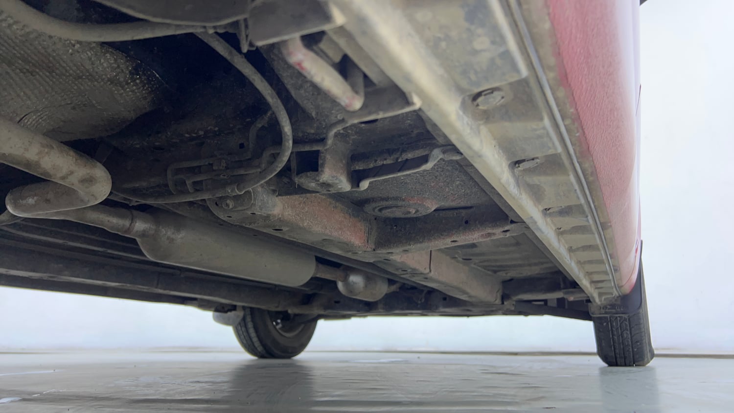 Used 2014 Maruti Suzuki Swift Dzire LXI Petrol Manual extra REAR RIGHT UNDERBODY VIEW