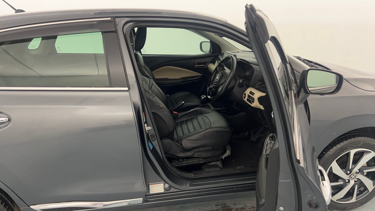 Used 2024 Toyota Glanza V AMT Petrol Automatic interior RIGHT SIDE FRONT DOOR CABIN VIEW