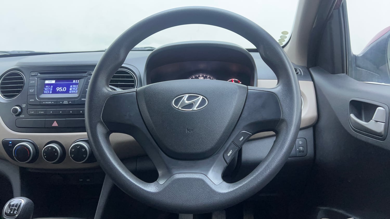 Used 2014 Hyundai Grand i10 Sportz 1.2 Kappa VTVT Petrol Manual interior STEERING VIEW