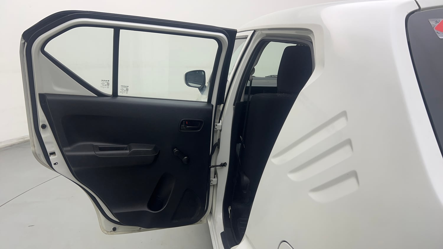 Used 2022 Maruti Suzuki Ignis Sigma 1.2 MT Petrol Manual interior LEFT REAR DOOR OPEN VIEW